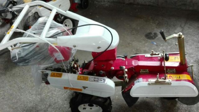 點擊查看詳細信息<br>標題：開溝機 閱讀次數：1851