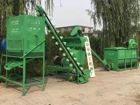 點(diǎn)擊查看詳細(xì)信息<br>標(biāo)題：飼料顆粒機(jī) 閱讀次數(shù)：2832