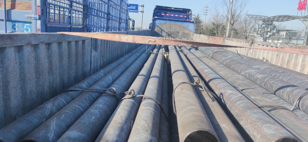 棒磨機(jī)鋼棒,球磨機(jī)鋼球,鍛造鋼球,鑄造鋼球,濟(jì)南中耐