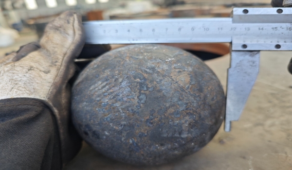 球磨機鋼球的技術標準有幾個方面